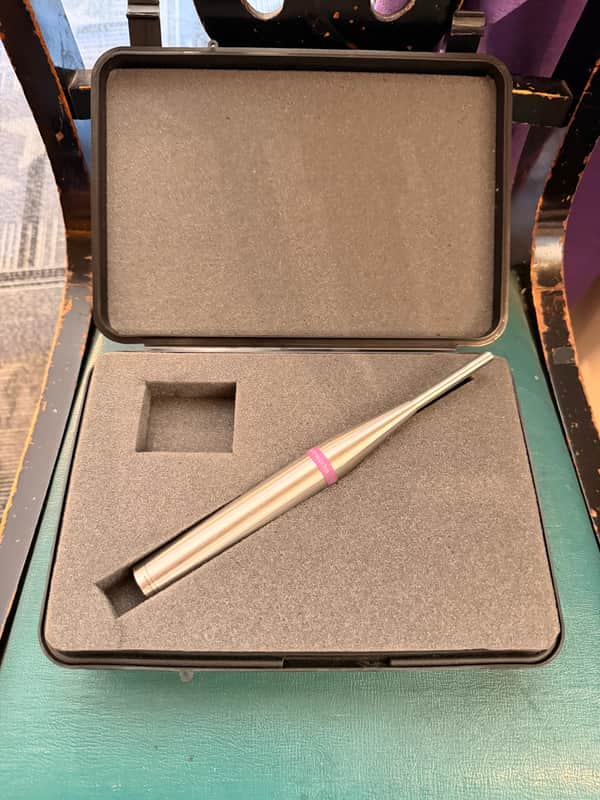 Earthworks QTC-1 condenser mic