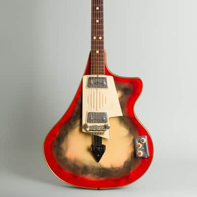 Immagine Wandre Selene II Semi-Hollow Body Electric Guitar (1962), black hard shell case. - 1