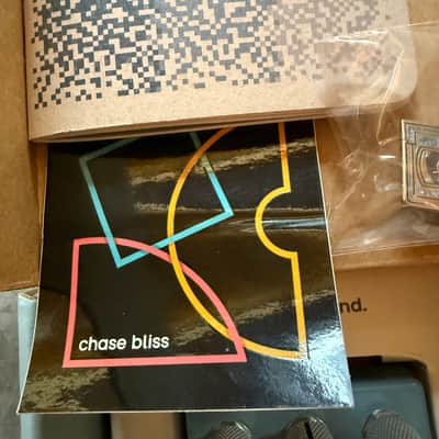 Chase Bliss Audio Generation Loss MKII 2022 - Present - Light Blue / White image 5