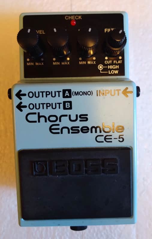 Boss CE-5 Chorus Ensemble (Blue or Pink Label) | Reverb UK