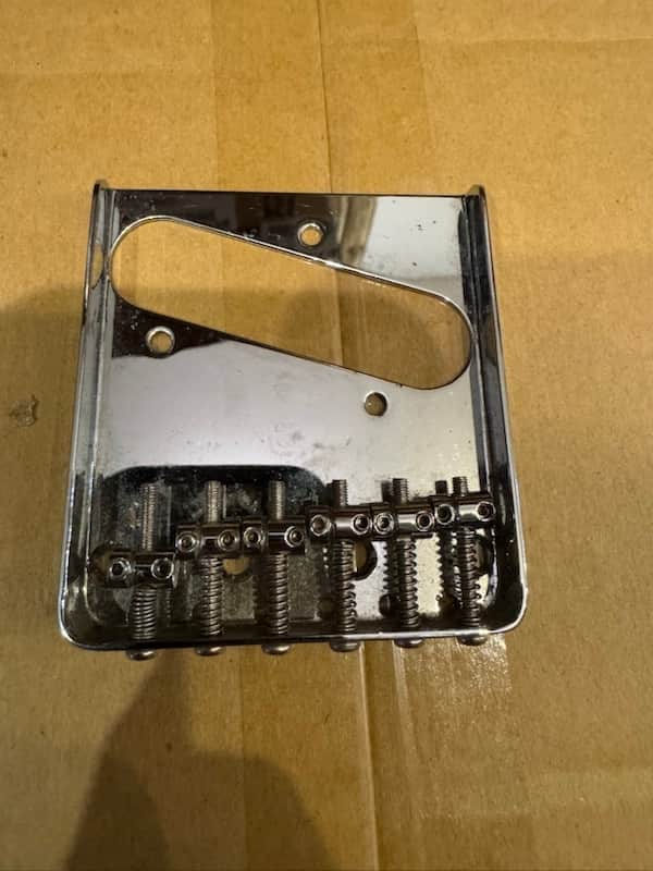 Tele bridge plate with saddles image 1
