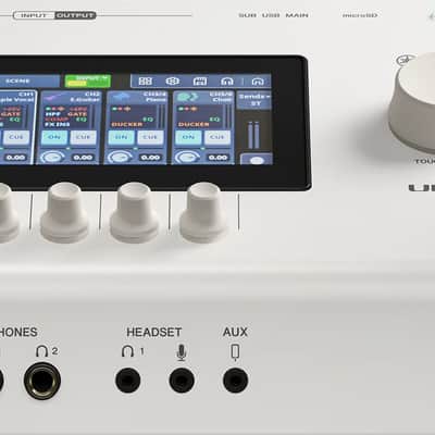 Yamaha URX44 USB-C Audio Interface, White image 2