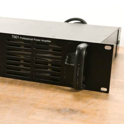 Crest Audio 7001 2-Channel Power Amplifier CG011TB image 2