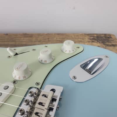 2026 Fender Vintera II Road Worn '60s Stratocaster - Sonic Blue With OHSC image 18