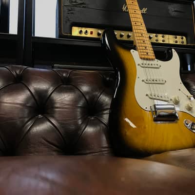 Fender American Vintage '57 Stratocaster 1986 - 2-Color Sunburst image 15