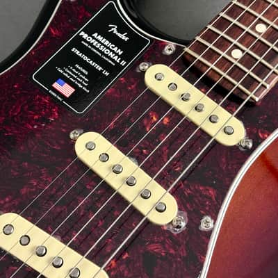 Fender American Professional II Stratocaster Left Handed 2021 - 3-Tone Sunburst image 5