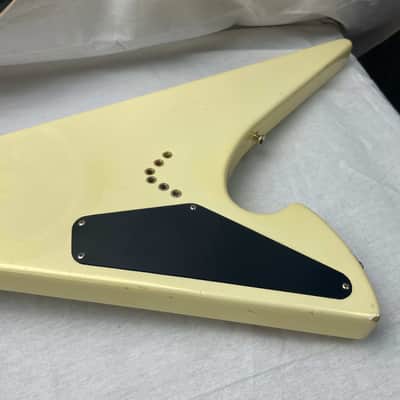Washburn PT60 PT-60 Flying V Guitar with Case image 23