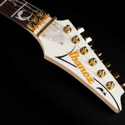2024 Ibanez PIA3761-SLW Steve Vai Signature - Stallion White | Japan HSH DiMarzio Pickups Stainless Steel Frets Double Locking Tremolo 3.53kg | CoA OHSC image 9