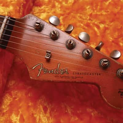 Fender 2021 Custom Shop Masterbuilt Dale Wilson '61 Stratocaster Heavy Relic in Melon Candy To Candy Apple Red Over 3-Tone Sunburst image 9