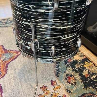 Ludwig No. 952 Classic 16x18" Floor Tom (3-Ply) with Pointed Blue/Olive Badge 1969 - 1976 - Oyster Black Pearl image 5