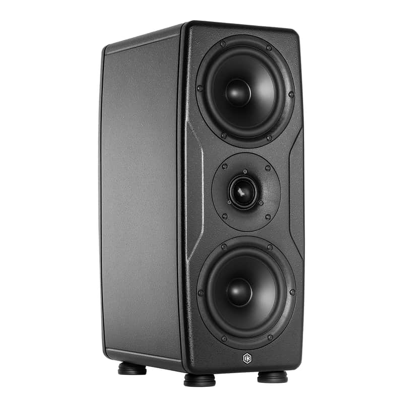 IK Multimedia iLoud Precision MTM MkII Active Studio Monitor - Single image 1