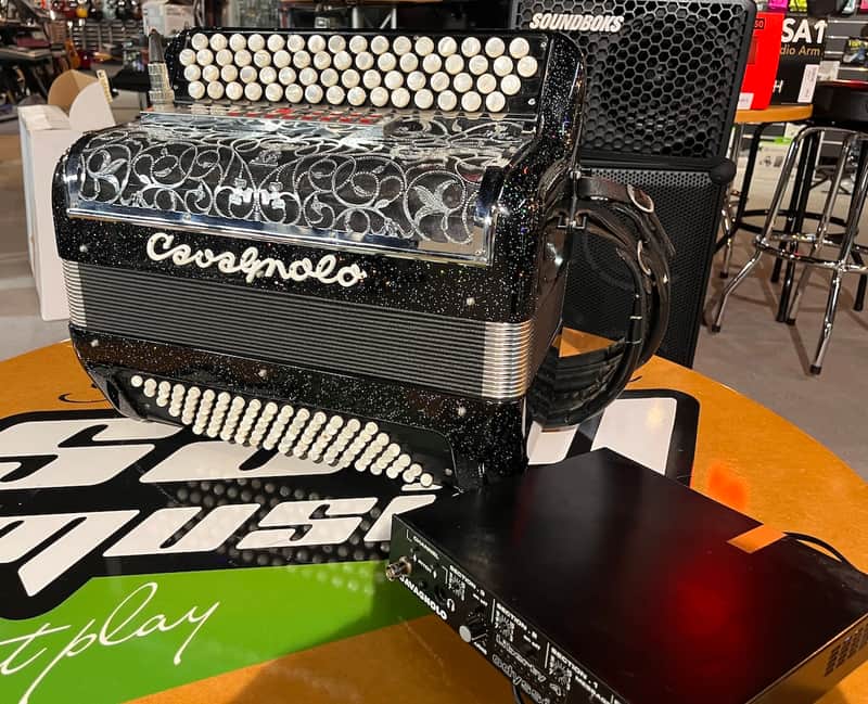 Accordéon Cavagnolo ODYSSEE LIBERTY4 année 2010 - Noir pailleté image 1