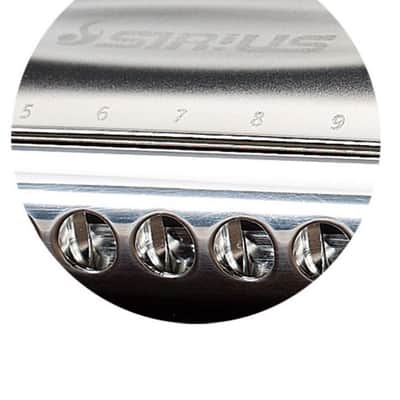 Suzuki Sirius S-56S harmonica image 4