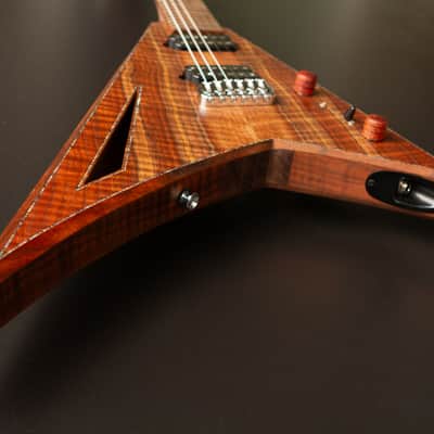 Hoff Guitars Valnut (Neck-Through, Multi-Scale, Semi-Hollow V 2024 - Polymerized Tung Oil image 3
