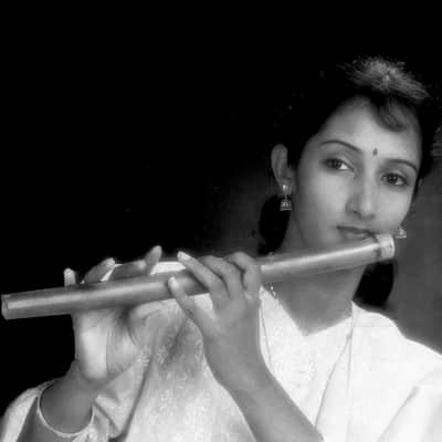 14-inch Indian Carnatic Venu Pulangoil Bamboo  Flute in 5/G Sruthi.  ALL TARIFF COSTS INCLUDED FOR USA image 5
