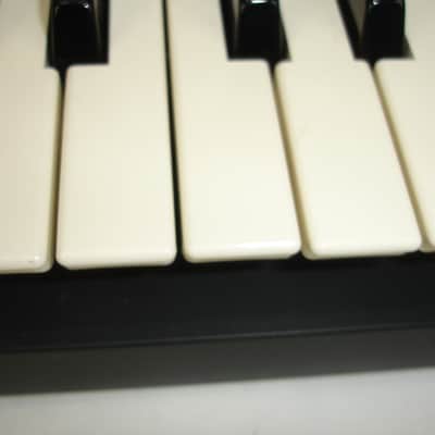 Vintage Casio Casiotone CT-370 49-Key Keyboard image 6