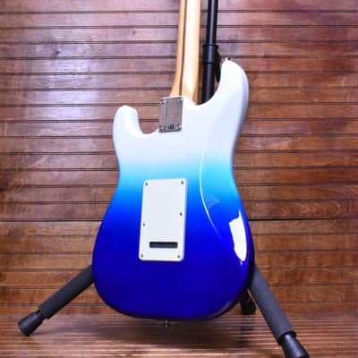 Fender Player Plus Stratocaster® HSS, Pau Ferro Fingerboard, Belair Blue image 7