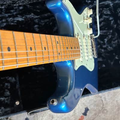 Fender Custom Shop Custom Deluxe Stratocaster 2009 Lake Placid Blue image 5