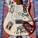 Fender Jimi Hendrix Monterey Strat – Limited Edition 2017 + 3 Rare 1997 Monterey Pop Stickers – Mint