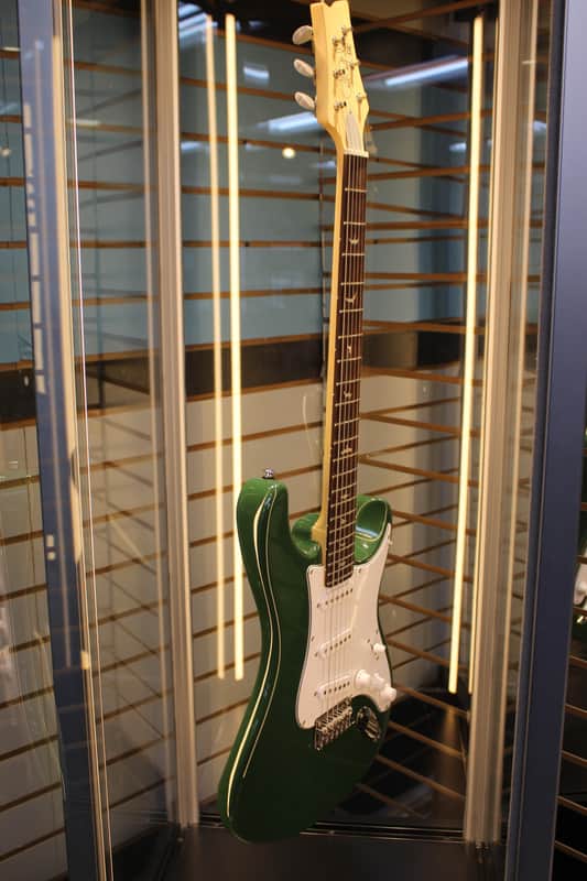 PRS SE Silver Sky 2025 - Present - Laurel Green image 1