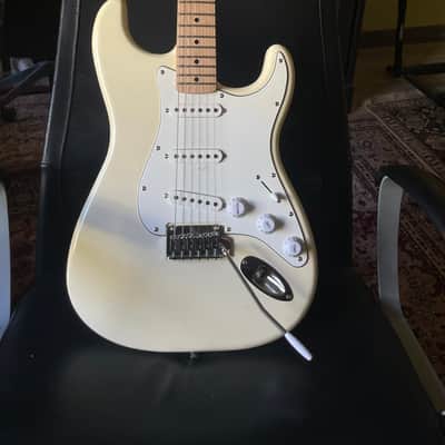 Fender Squier Stratocaster Affinity Series 2023 - Bianco image 1