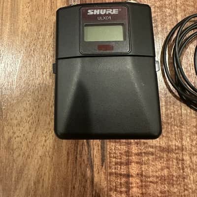 Shure ULXD1 H50 Wireless Bodypack Transmitter with WL185m Lavalier Microphone (534-598 MHz) imagen 2