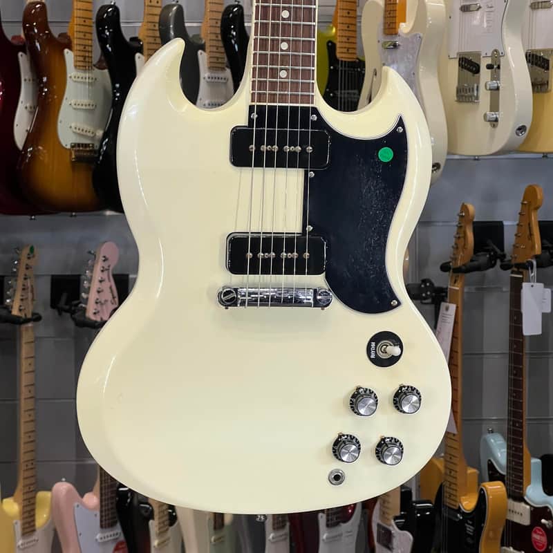 Gibson   Sg Pete Townshend 50 Th Anniversary 2011 Alpine White Who Case