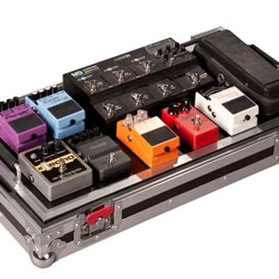 Gator GTOUR PEDALBOARD-LGW Large Pedal Board with Wheels image 4