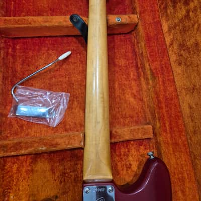 Fender Mustang Guitar with Rosewood Fretboard 1964 - 1969 - Dakota Red image 8