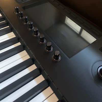 Native Instruments Komplete Kontrol S88 MK3 2023 - Present - Black image 3