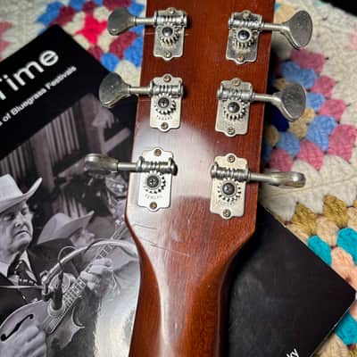 1969 Yamaha FG-180 image 9
