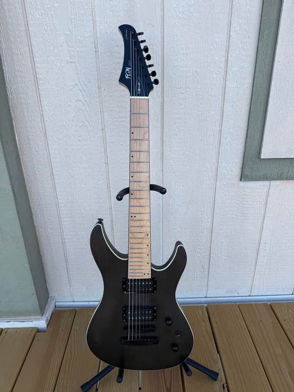 FGN J Standard 2018 - Satin image 1