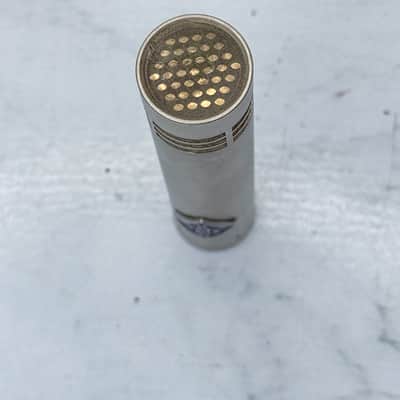Neumann KM 84 Small Diaphragm Cardioid Condenser Microphone image 10