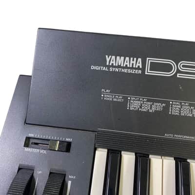 Yamaha DS55 Synthesizer w/ AC & Manual image 10
