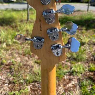 Fender Elite Jazz Bass V image 8