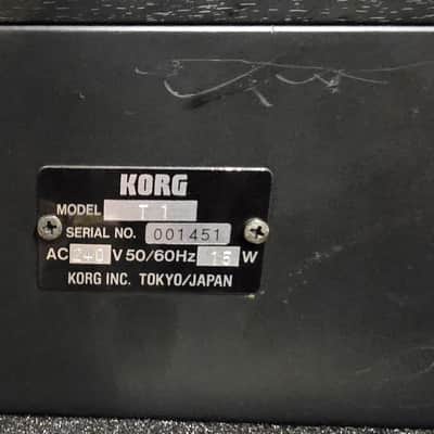 Korg T1 Synthesiser / Workstation + Case ++ image 5