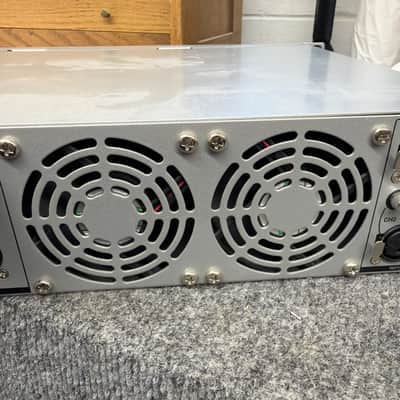 Crown X2000 Power Amp image 11