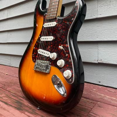 Fender  Squier Stratocaster *USA Electronics*  2010 - Vintage Sunburst image 3