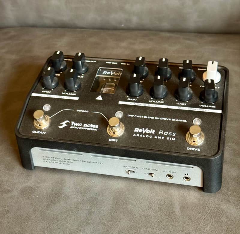 Two Notes ReVolt Bass