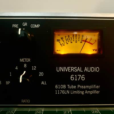 Universal Audio 6176 Channel Strip 2003 - Present - Silver image 4