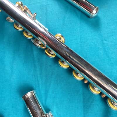 Wm S Haynes-Commercial Model Flute-Made 1943-Overhauled-Original Case and Extras image 8