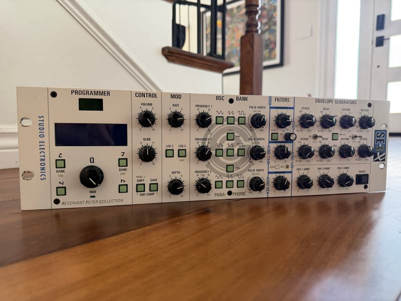 Studio Electronics SE-3X Special Edition (White Panel) - 3-Voice Paraphonic Analog Synth w/ Internal Feedback Loop image 1