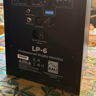Kali Audio LP-6 Studio Monitor 2018 - Black image 3