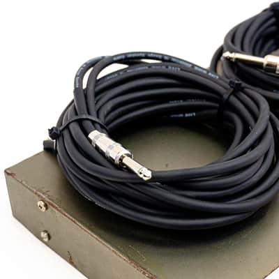 Crown D-60 Dual Channel Power Amplifier with Pair of 25' Speaker Cables image 3