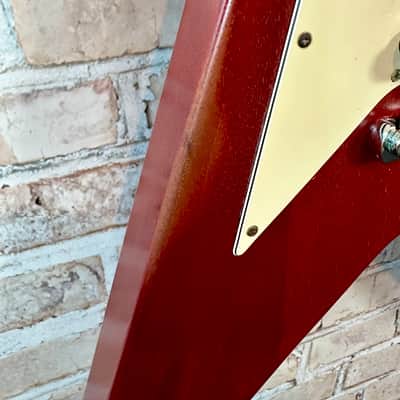 Gibson Flying V Faded 2005 - Worn Cherry image 4