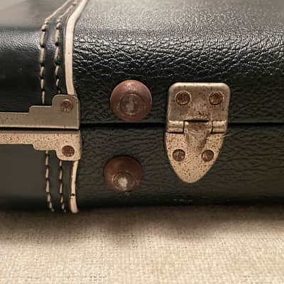 Vintage 1970’s Fender USA Mustang Guitar Case Black Exterior w Maroon Interior Fits Tele Strat image 6