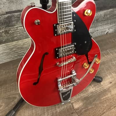 Gretsch G2622T Streamliner Center Block Double-Cut w/ Bigsby Red image 4