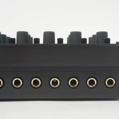 KORG drumlogue Hybrid Drum Machine Analog / Digital Synthesis, Sampler, Sequencer, Effects MINT image 10