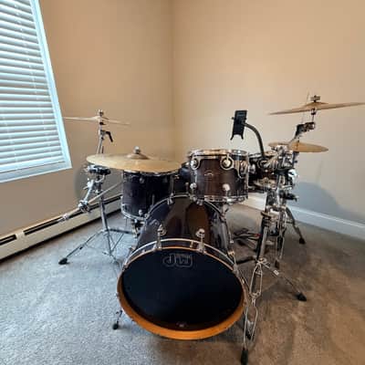 DW Performance Series Ebony Stain with hardware and cymbals image 5