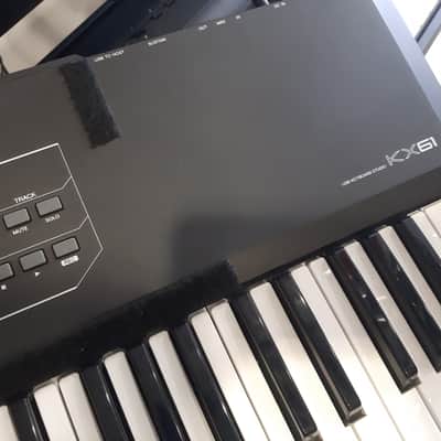 Yamaha  KX61 keyboard studio midi controller image 2